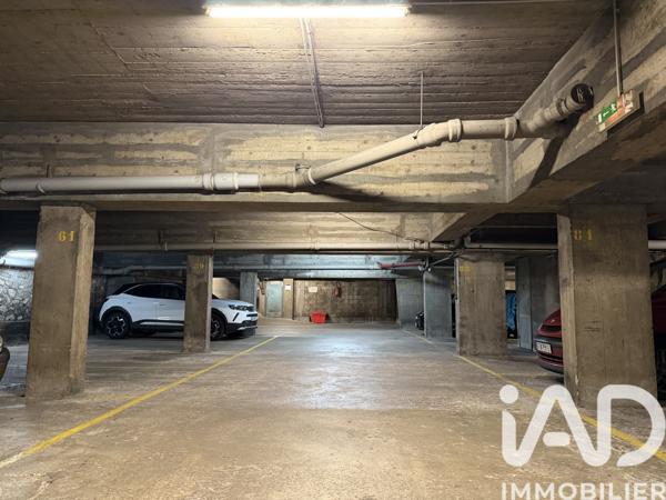 Parking à vendre 10,97 m² Paris 20