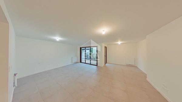 Vente appartement  4 pièces 98 m² avec terrasse, jardin et 2 parkings- Talence (33400)