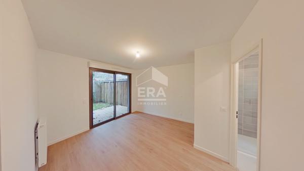 Vente appartement  4 pièces 98 m² avec terrasse, jardin et 2 parkings- Talence (33400)