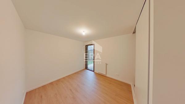 Vente appartement  4 pièces 98 m² avec terrasse, jardin et 2 parkings- Talence (33400)