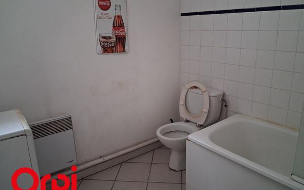 Appartement à vendre    2 pièces • 24,32 m2 Toulon