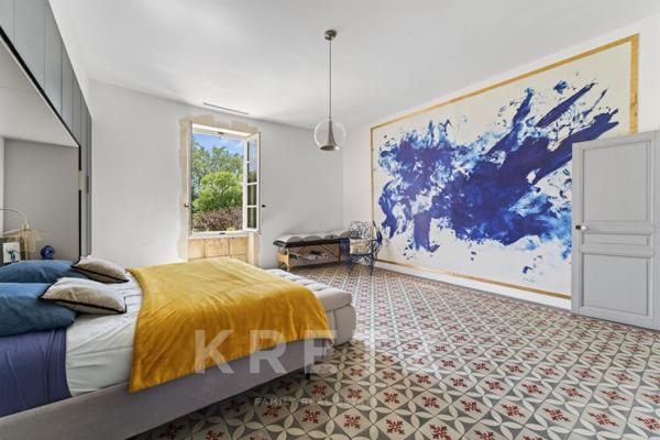 Mas provençal XVIIIe rénové – 465 m², 10 chambres, 2,9 hectares, piscine – Saint-Rémy-de-Provence
