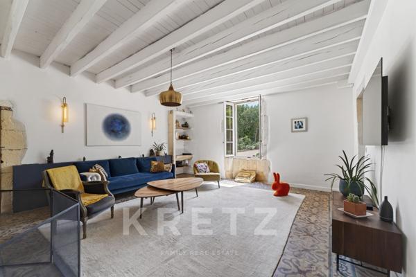 Mas provençal XVIIIe rénové – 465 m², 10 chambres, 2,9 hectares, piscine – Saint-Rémy-de-Provence