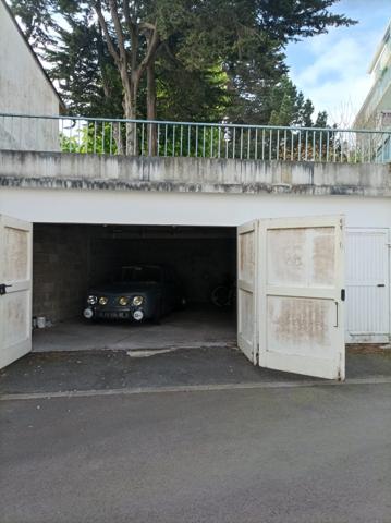 Vente triple Garage - hyper centre La Baule