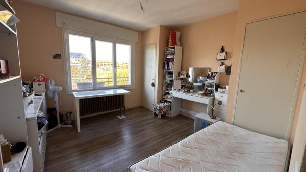 Vente / Appartement T6