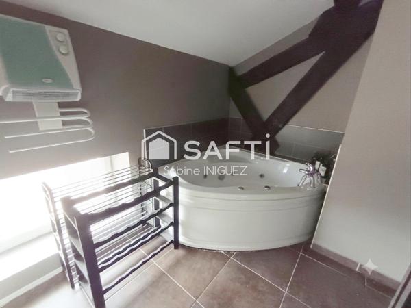 APPARTEMENT ATYPIQUE