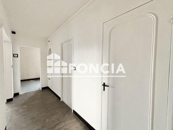 À vendre Appartement 2 pièces 51.2 m² - ÉPernay 51200