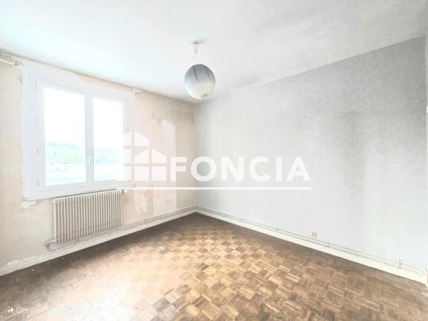 À vendre Appartement 2 pièces 51.2 m² - ÉPernay 51200