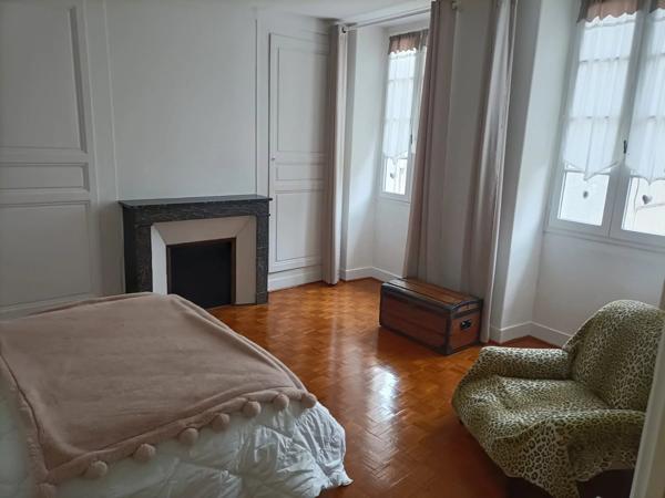 Immobilier Maule (78580) – Maison de ville 252m2 – 800 000 €