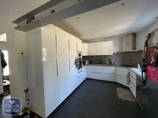 Maison à louer 4 pièces 110.81m²