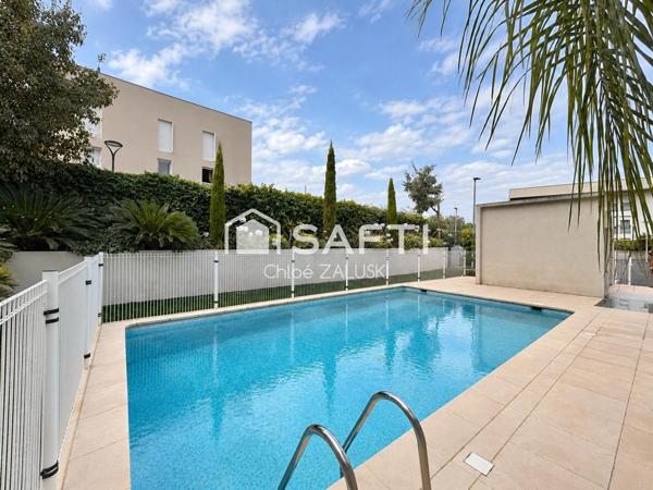 Appartement T4 avec piscine, garage et place de parking privative
