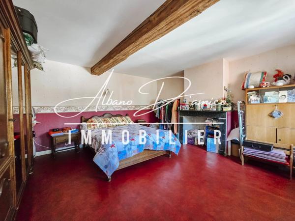 À vendre : grande maison familiale 166 m² avec jardin, garage et dépendance – Lourches