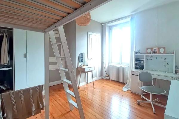 Maison Familiale. Procé / Zola