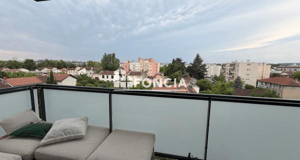 Location Appartement 2 pièces 39.1 m² - Villeurbanne 69100