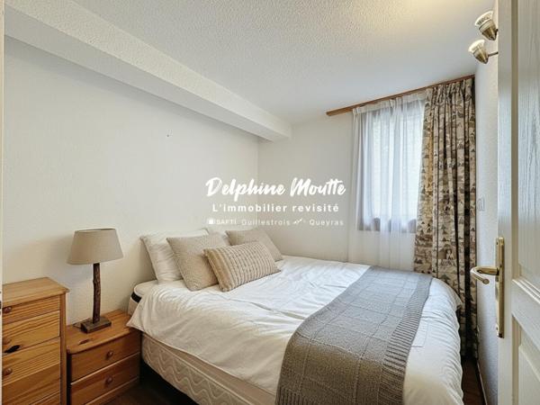 T3 VARS CENTRE intégralement rénové