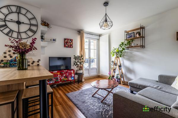 Appartement
         2 pièces
        - 37 m² Exclusivité 245 000 € *