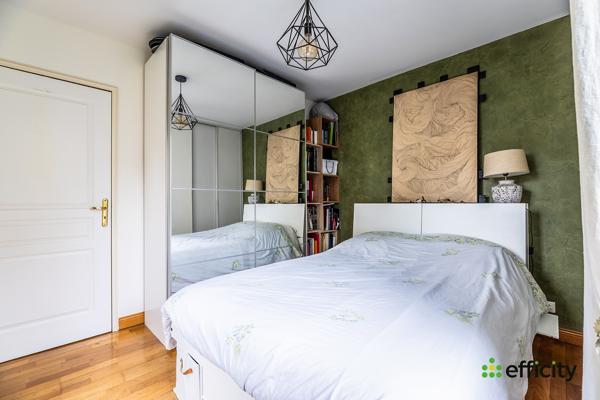 Appartement
         2 pièces
        - 37 m² Exclusivité 245 000 € *
