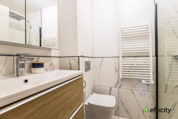 Appartement
         2 pièces
        - 37 m² Exclusivité 245 000 € *