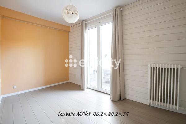 Appartement 5 pièces - 135 m² Exclusivité efficity