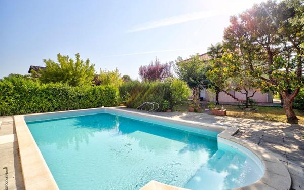 Maison à vendre    7 pièces •  L'Union