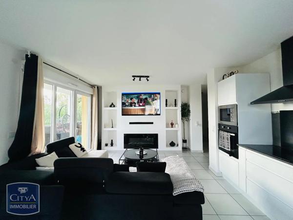 Appartement à louer 4 pièces 72.23m²