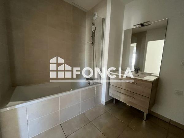 Location Appartement 4 pièces 90 m² - Bordeaux 33100