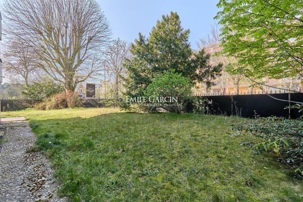 À Vendre - Appartement à rénover avec projet - Neuilly -Sur-Seine - 92200 - Rez-de-Jardin - 5 Chambres