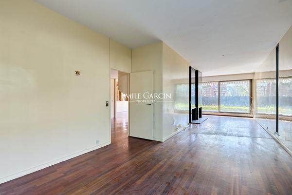 À Vendre - Appartement à rénover avec projet - Neuilly -Sur-Seine - 92200 - Rez-de-Jardin - 5 Chambres