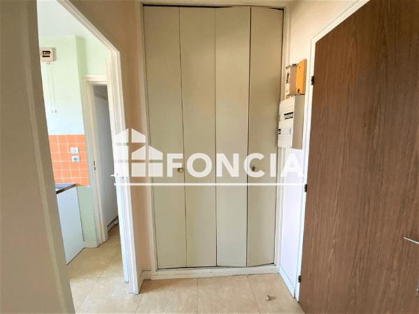 Location Appartement 2 pièces 48.22 m² - 93/95 RUE DE LA BOULE Flers 61100