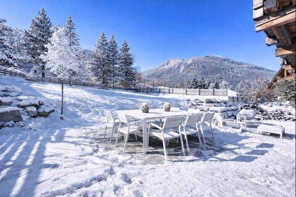 Chalet de luxe ski aux pieds