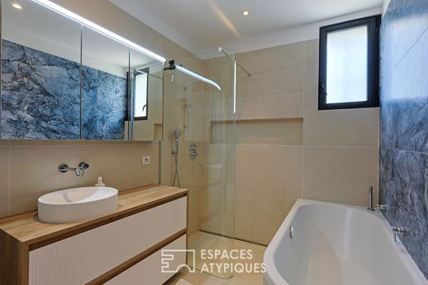 Bastide contemporaine avec piscine