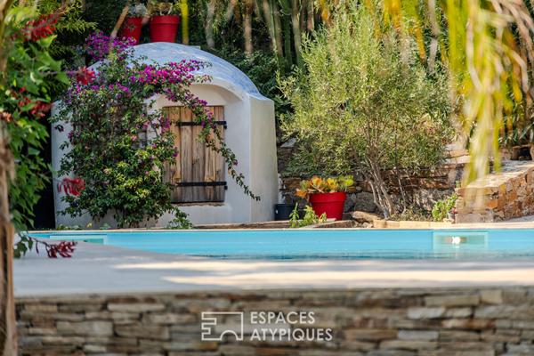 Bastide contemporaine avec piscine
