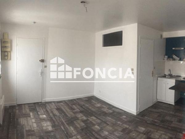 Location Studio 20.95 m² - 41 RUE DE MERVILLE Lorient 56100