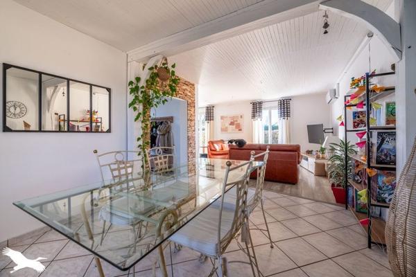 Maison à vendre |  Razac-sur-l'Isle |  6 pièces | 156 m²