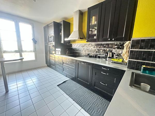 À louer : Appartement 4 pièces à Moissy-Cramayel