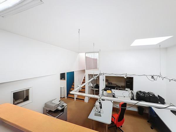 Bureaux spacieux à deux pas du métro Volontaires Paris 15