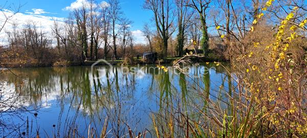 Terrain de loisirs de 8 100 m²