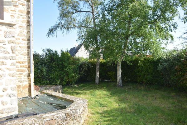Immeuble à vendre à La Bazoge-Montpinçon en Mayenne (53440), ref : 53075-FC121