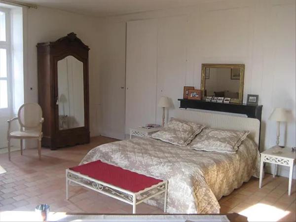 Maison à vendre |  Noyers-sur-Cher |  10 pièces | 320 m²