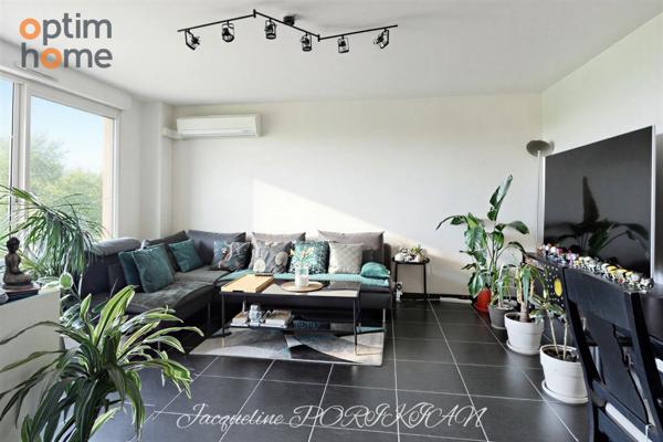 Appartement T3 en résidence avec vue mer, terrasse, garage et places de parking