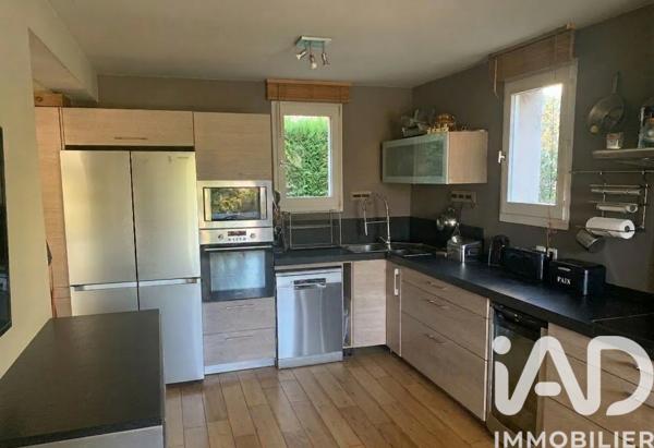 Maison à vendre 7 pièces 223 m² Verrières-le-Buisson