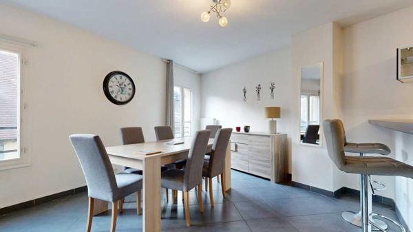 Appartement - Sarlat-la-caneda Charmant Appartement T3 Lumineux en Centre-Ville avec 2 Chambres