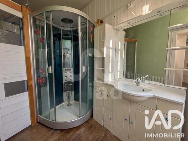 Maison à vendre 5 pièces 228 m² Montluçon