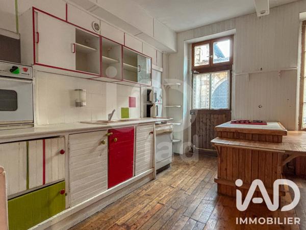 Maison à vendre 5 pièces 228 m² Montluçon