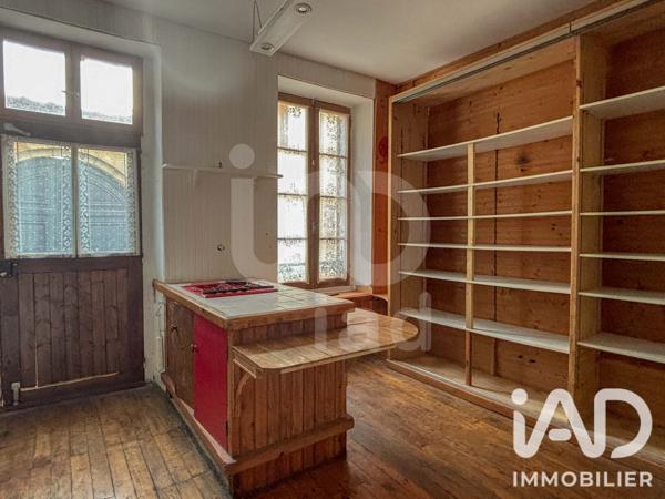 Maison à vendre 5 pièces 228 m² Montluçon