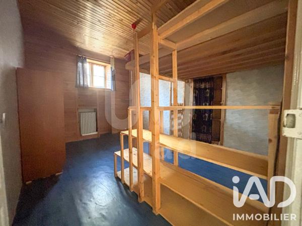 Maison à vendre 5 pièces 228 m² Montluçon