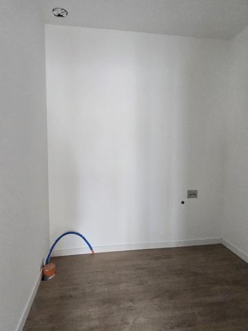 Local commercial
                                                                                                                                                                                                                                                                                                                                                                                                                                            61.2  m²