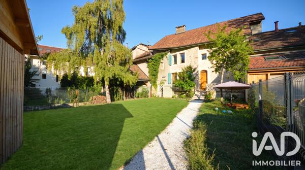 Maison à vendre 8 pièces 315 m² Gex