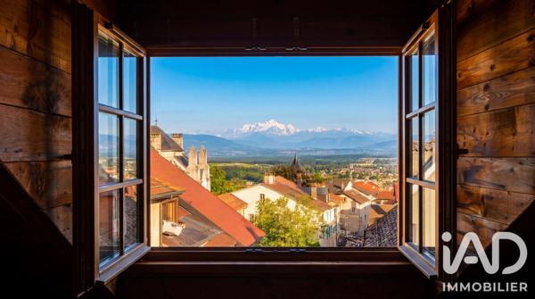 Maison à vendre 8 pièces 315 m² Gex