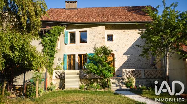 Maison à vendre 8 pièces 315 m² Gex